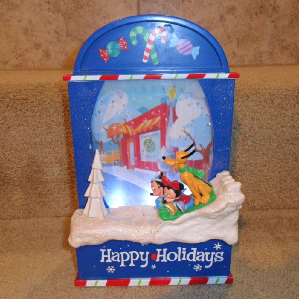 DISNEY MICKEY Minnie & PLUTO CHRISTMAS SNOW GLOBE MUSICAL 5 SONGS 6" Plastic